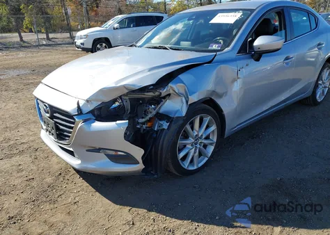 2017 Mazda Mazda3 Touring z USA, uszkodzony, nr VIN 3MZBN1V72HM105523